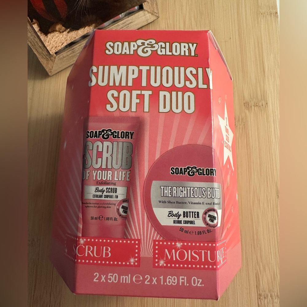Soap & Glory Sumptuously Soft Duo - Picture 2 of 4